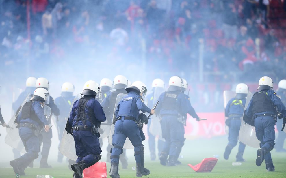 Καραϊσκάκη επεισόδια Ολυμπιακός - ΑΕΚ Μάσα