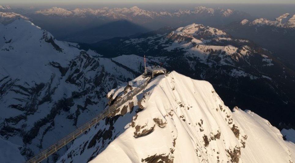 χιονοστιβάδα