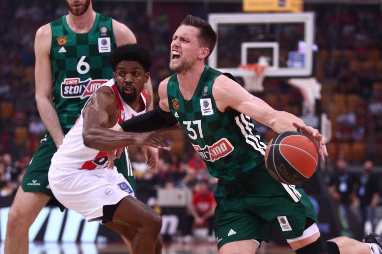 Πονίτκα ΜακΚίσικ Ολυμπιακός - Παναθηναϊκός flopping