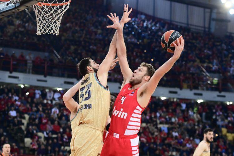 Μίροτιτς Βεζένκοφ