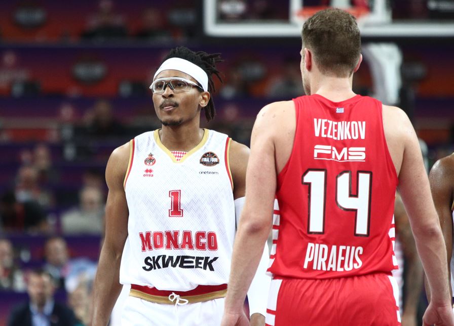 Μονέκε Βεζένκοφ