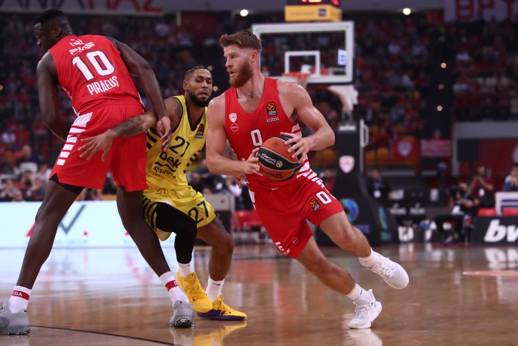 Τόμας Γουόκαπ Τάιλερ Ντόρσεϊ Ολυμπιακός Φενέρ