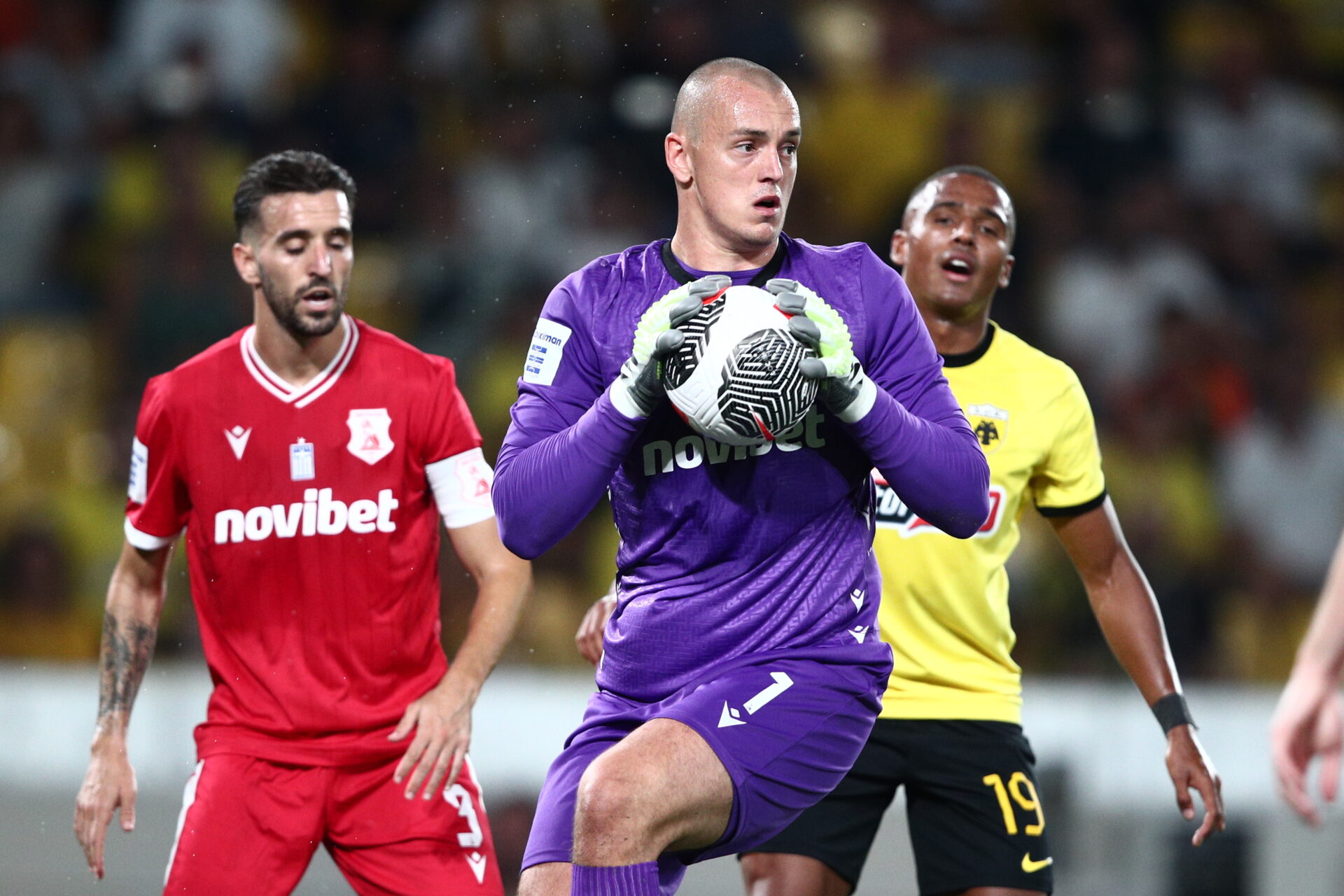 Χόβαν αεκ πανσερραϊκός 1-1