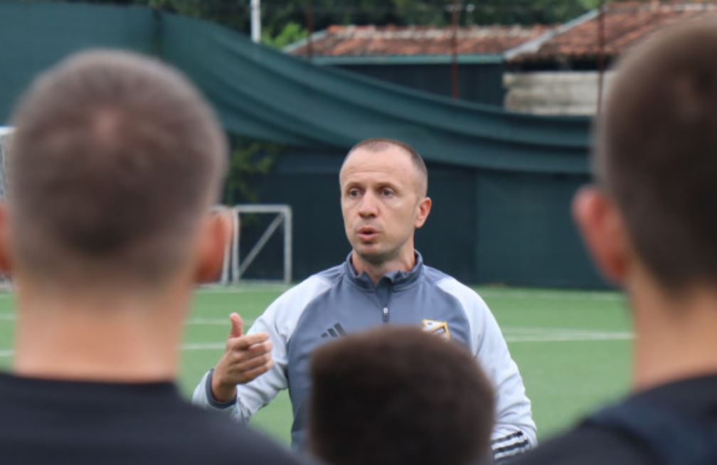 προπονητής τσουκαρίτσκι