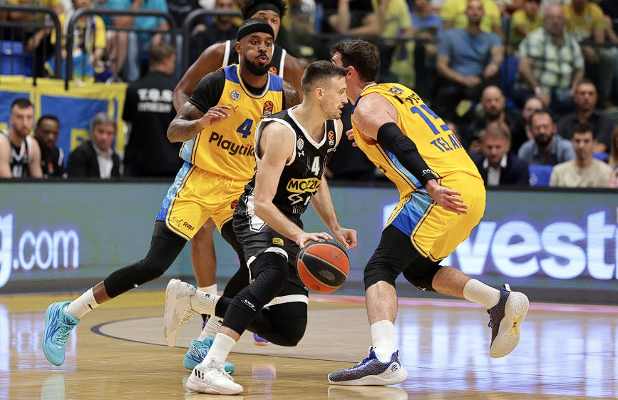 Αβράμοβιτς Λορέντζο Μπράουν