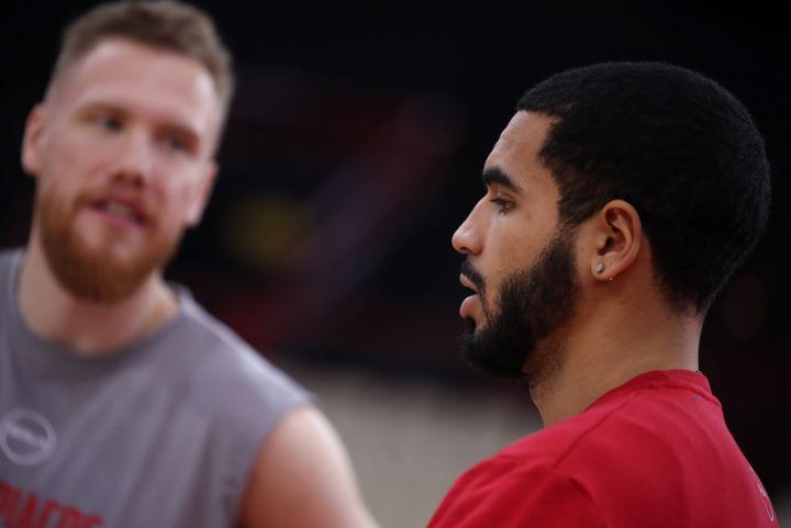 Ναζ Μήτρου-Λονγκ Ολυμπιακός