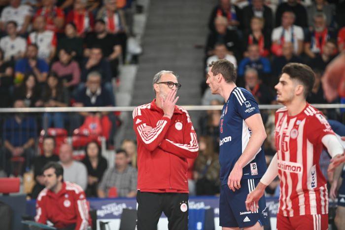 καστελάνι ολυμπιακός