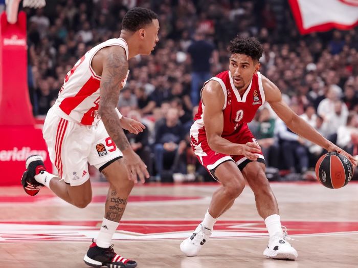 Μαόντο Λο Ερυθρός Αστέρας Αρμάνι