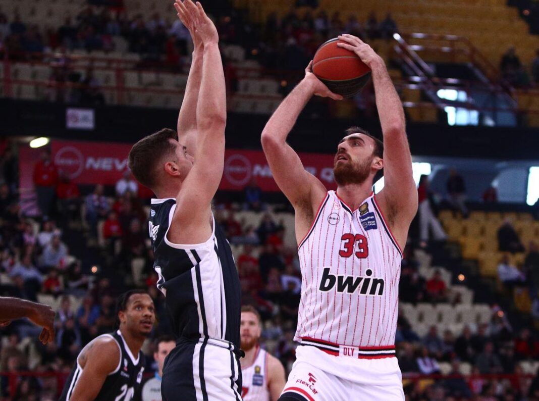 Μιλουτίνοφ