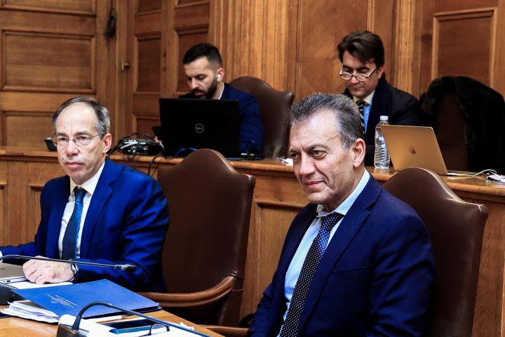 Βρούτσης
