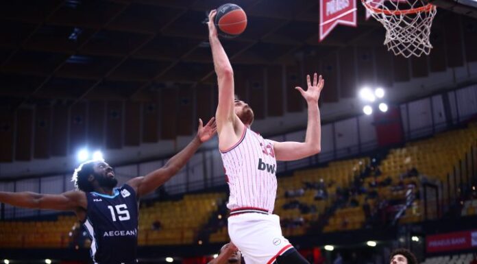 Μιλουτίνοφ