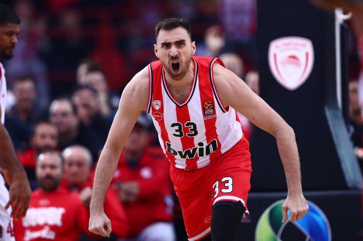 Μιλουτίνοφ