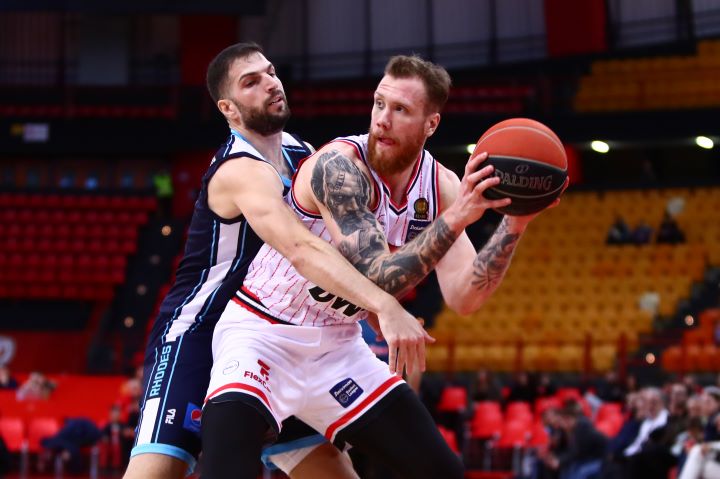 Ολυμπιακός κολοσσός