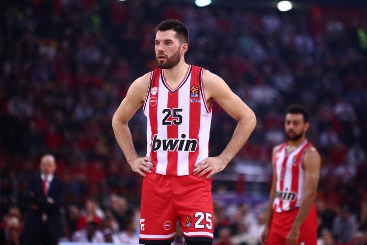 Άλεκ Πίτερς ΣΕΦ Ολυμπιακός