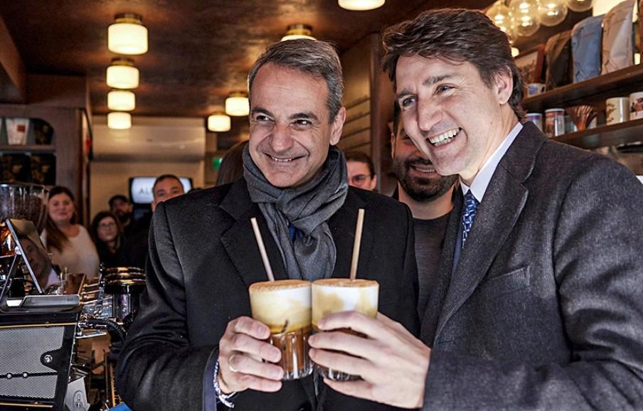 Μητσοτάκης Τριντό φρέντο καπουτσίνο