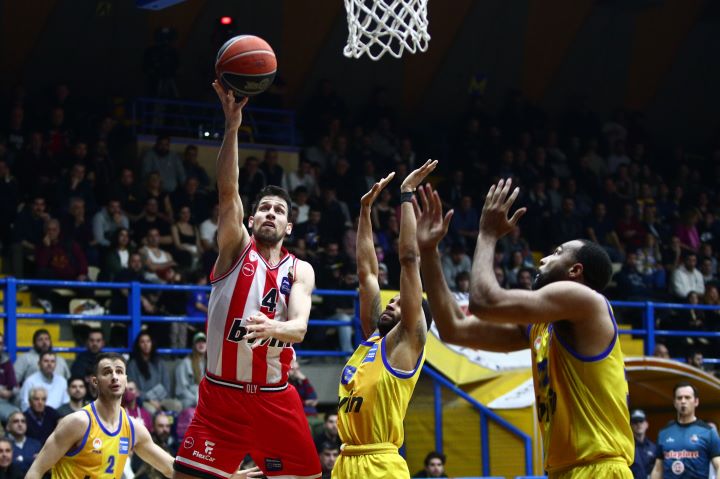 περιστερι ολυμπιακός λούντζης