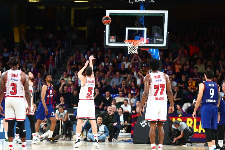 Γιαννούλης Λαρεντζάκης βολές Μπαρτσελόνα Game 1