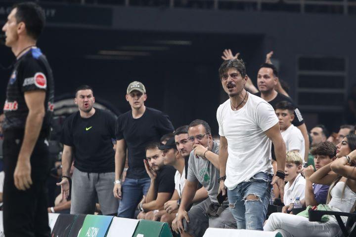 Δημήτρης Γιαννακόπουλος διαμαρτυρίες Παναθηναϊκός - Ολυμπιακός
