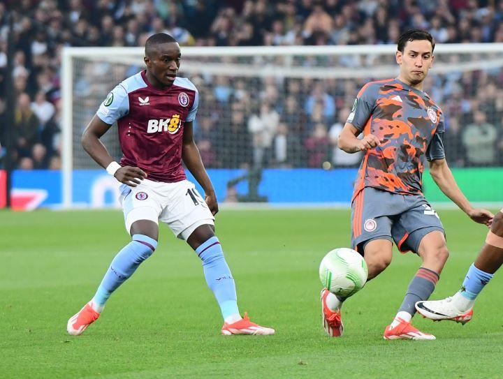 Μουσά Ντιαμπί Έσε Άστον Βίλα - Ολυμπιακός