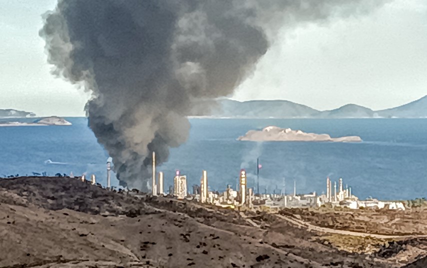 Άγιοι Θεόδωροι Motor Oil Πυρκαγιά