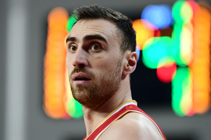 Μιλουτίνοφ