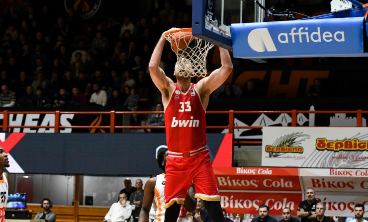 Μιλουτίνοφ