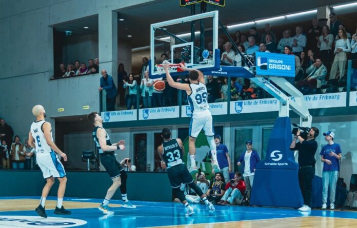 Φρίμπουργκ - ΠΑΟΚ