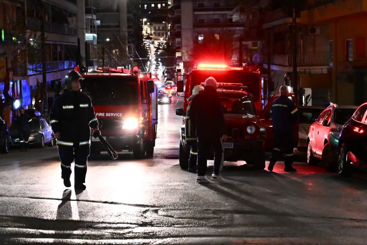 βόμβα hellenic train