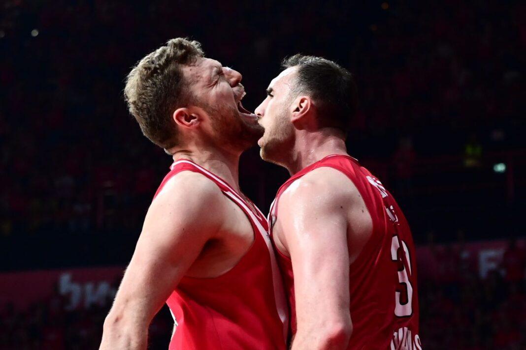 Βεζένκοφ Μιλουτίνοφ